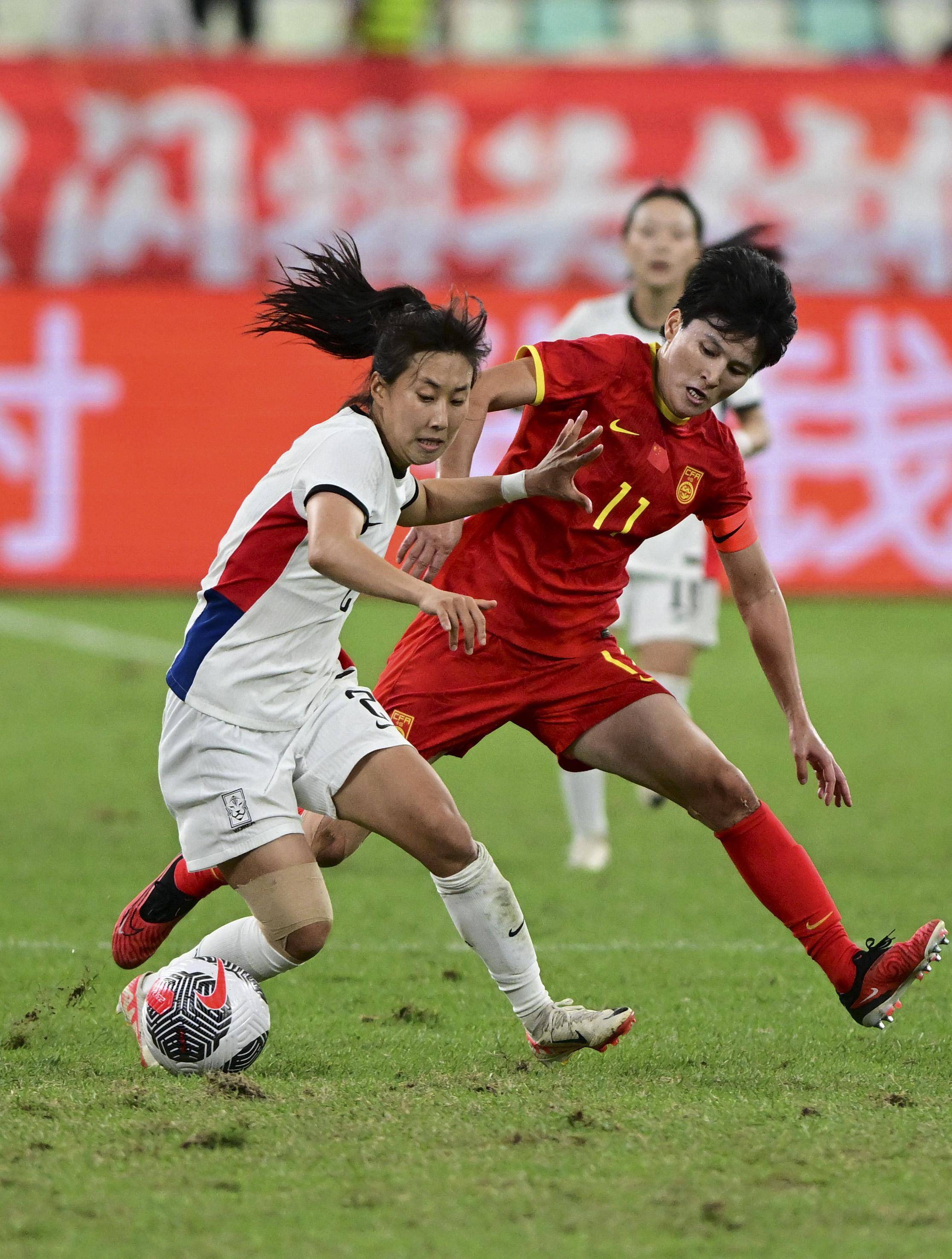 国际赛事：中国女足队员闪耀赛场争夺国际女足桂冠的简单介绍