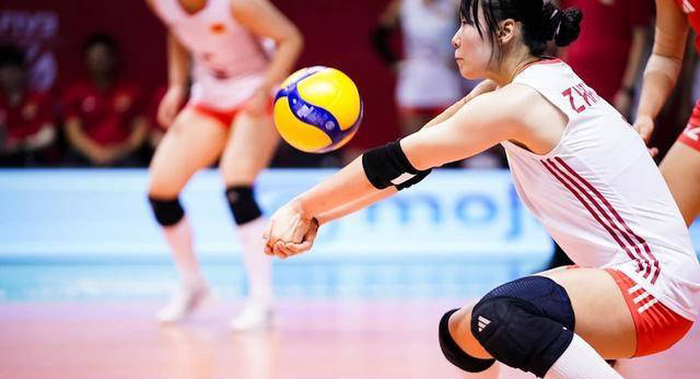 包含伯明翰城队建功，无懈可击晋级势在必得的词条