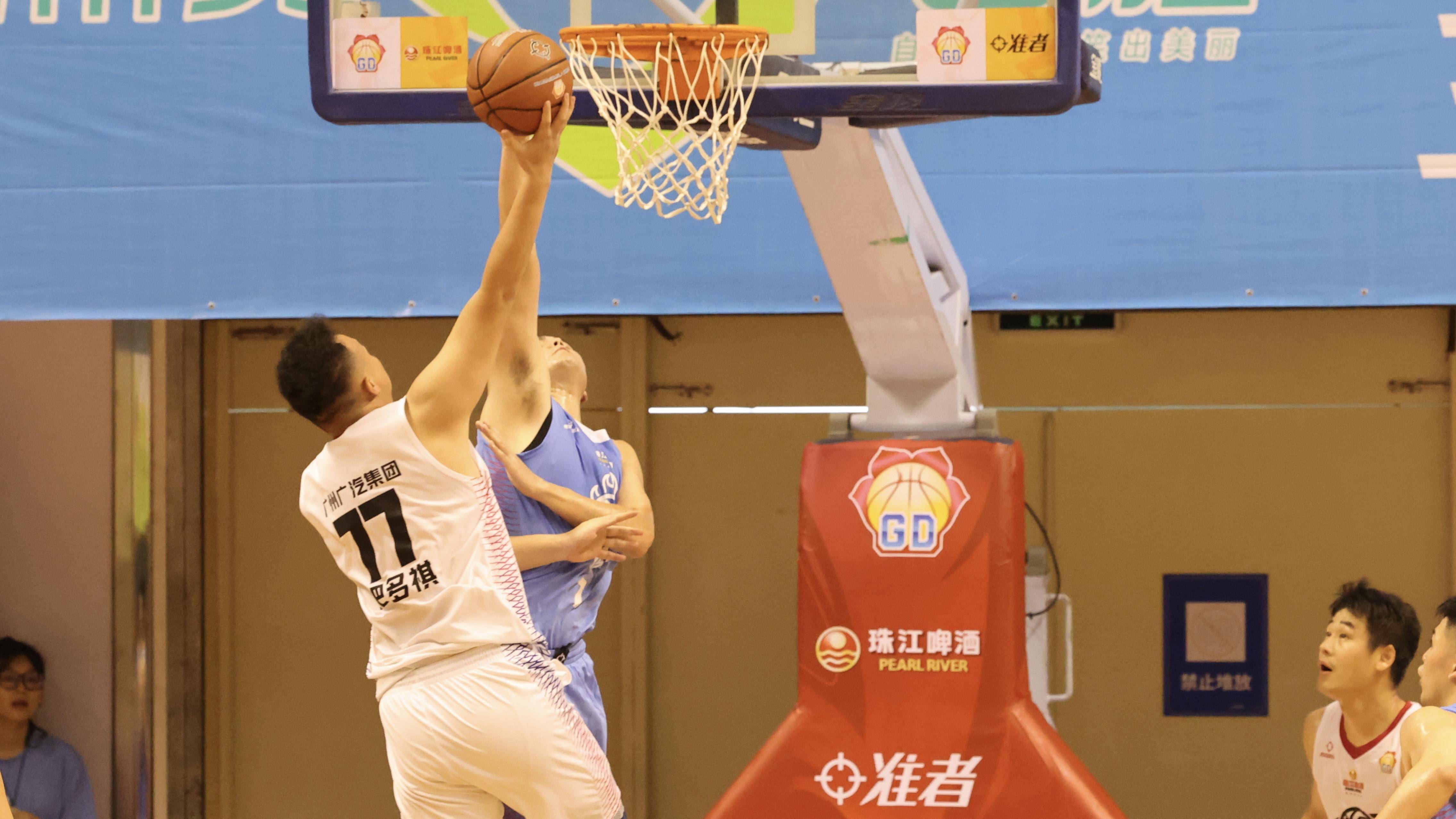 湖北男篮主场告捷，取得季后赛入场券