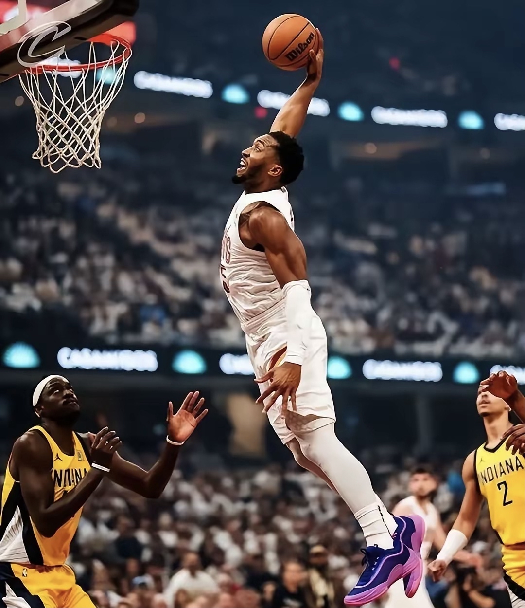 米切尔坚韧不拔，率球队战胜强敌的简单介绍