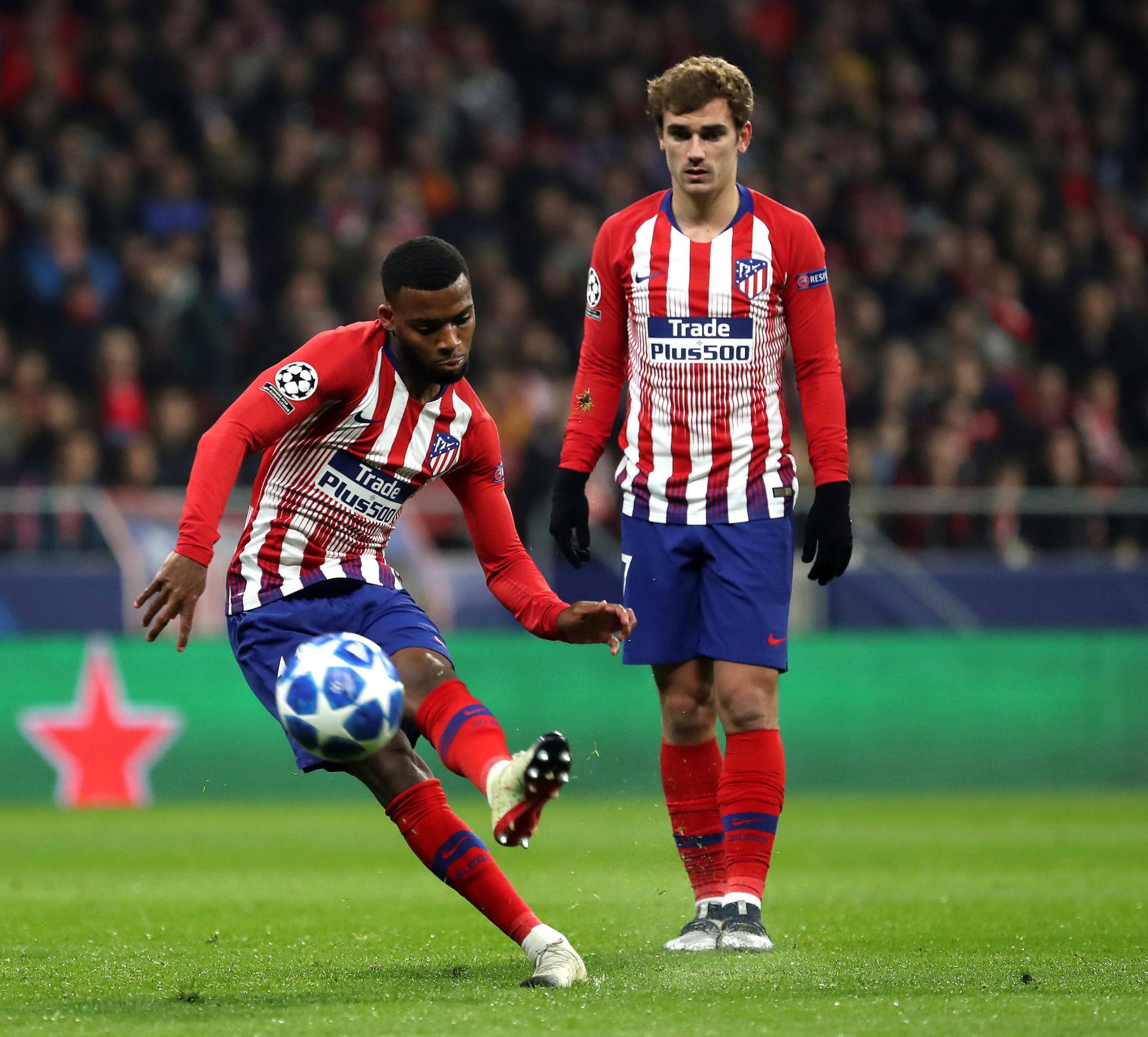 包含捷克国家队历经波折成功晋级，将角逐一个重要的国际足球赛事的词条