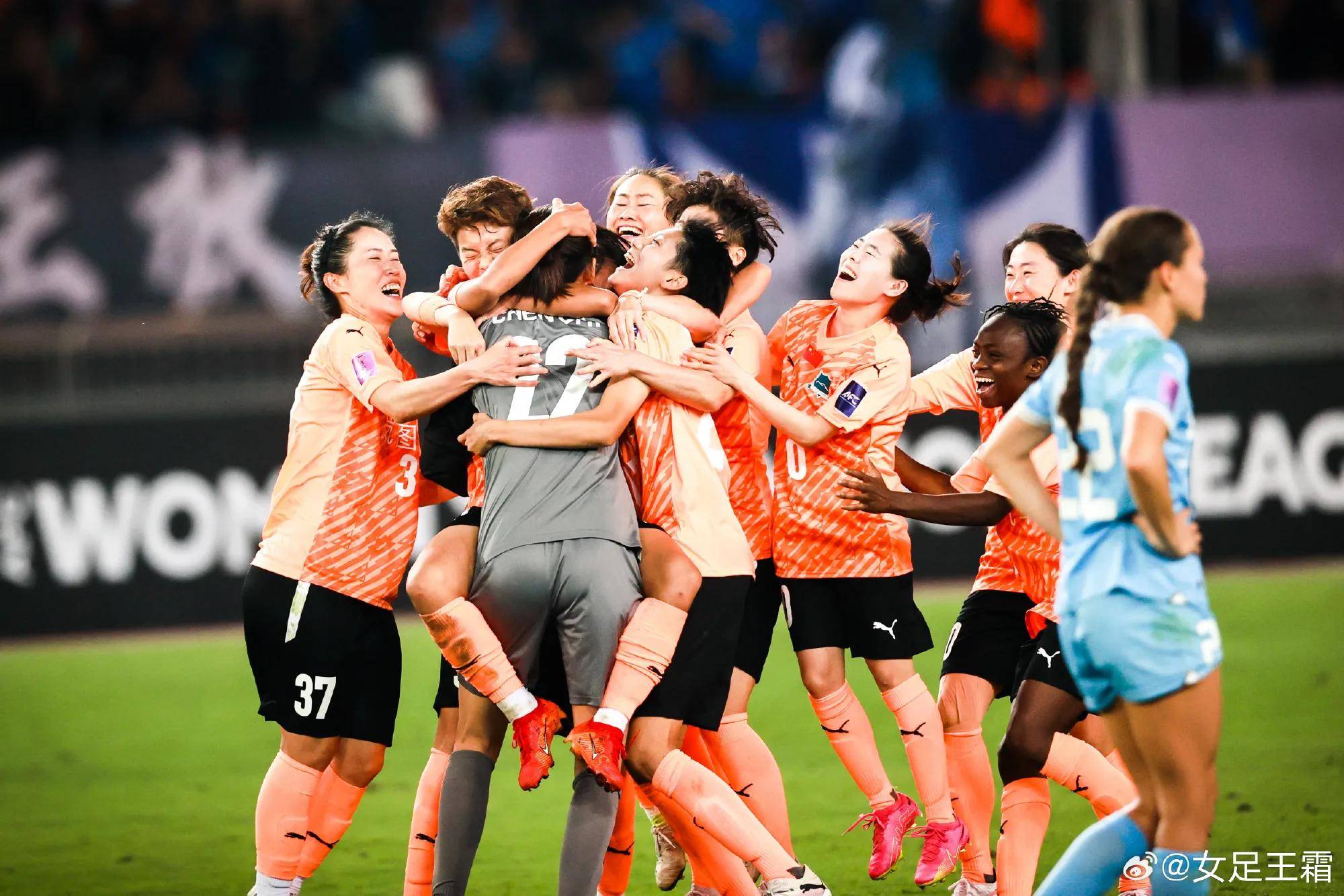 中国女足连败持续，球员心态脆弱备战凶险