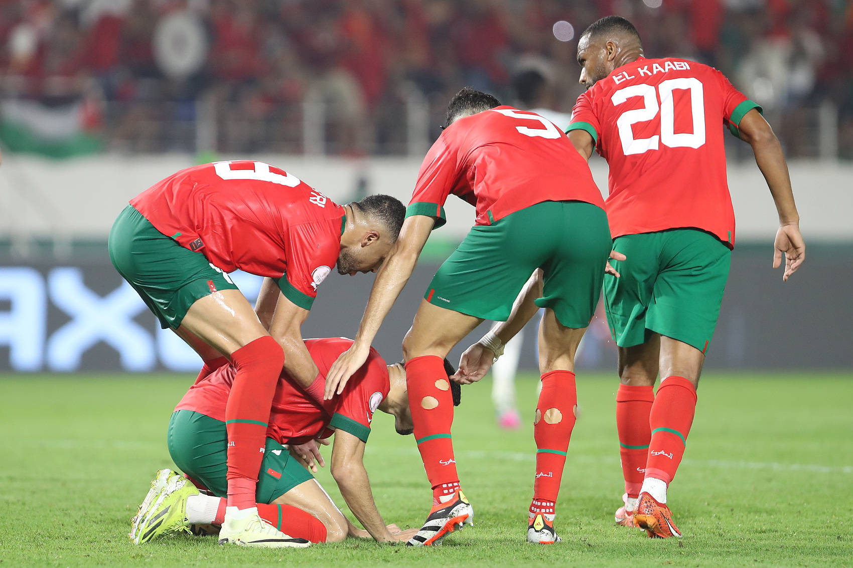 西班牙完胜克罗地亚，摧枯拉朽晋级四强