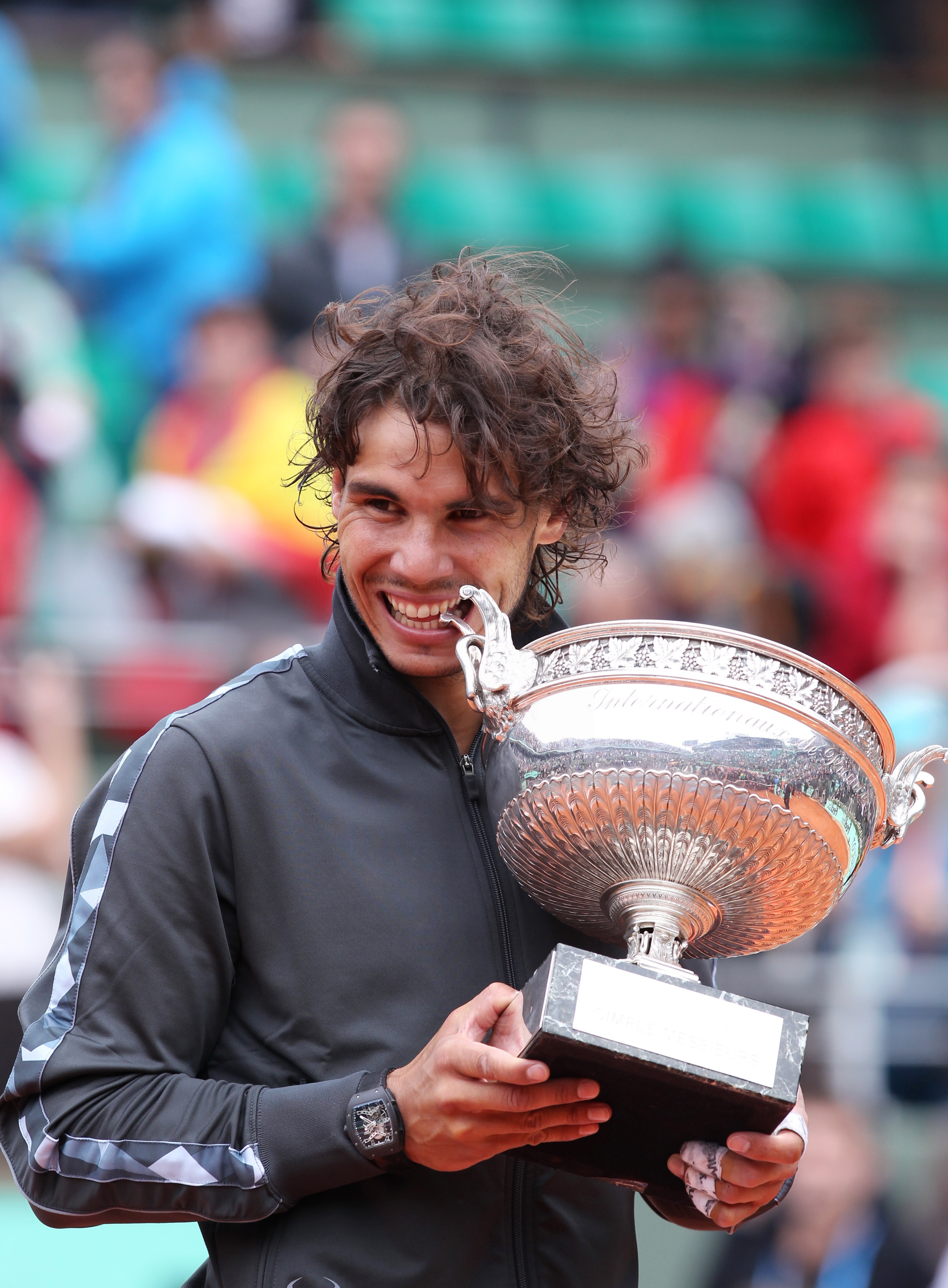 澳大利亚网球队轻取西班牙网球队，纳达尔关键制胜的简单介绍