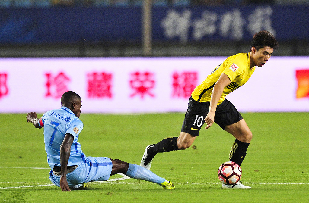 关于苏宁客场平河北，保持不败走势的信息