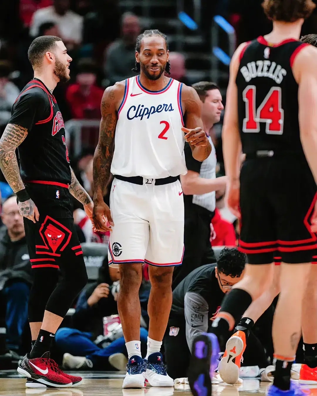 包含快船队遭遇三连败，波波维奇前景堪忧的词条