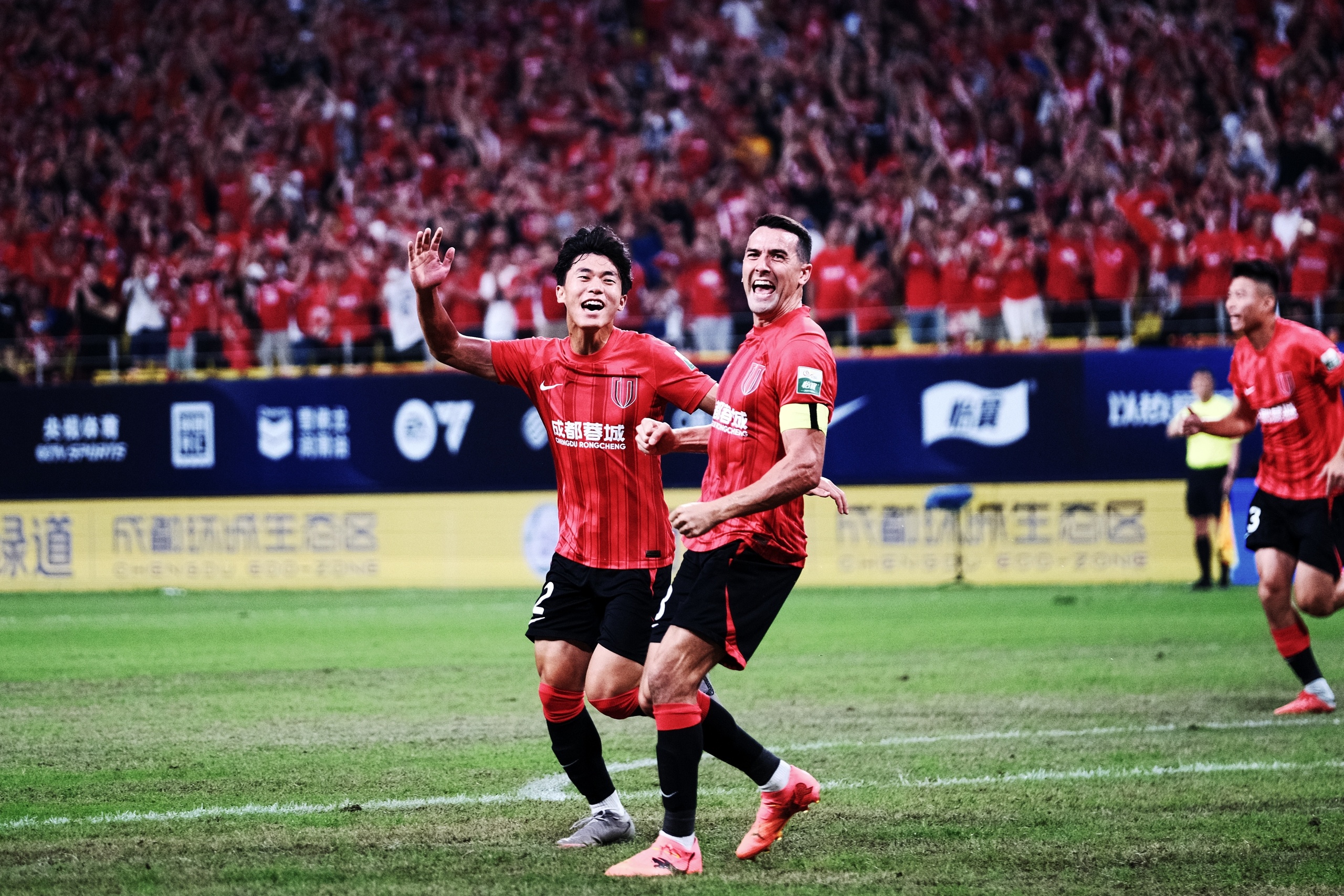 联赛排名攀升，球队展现出色状态获连胜的简单介绍