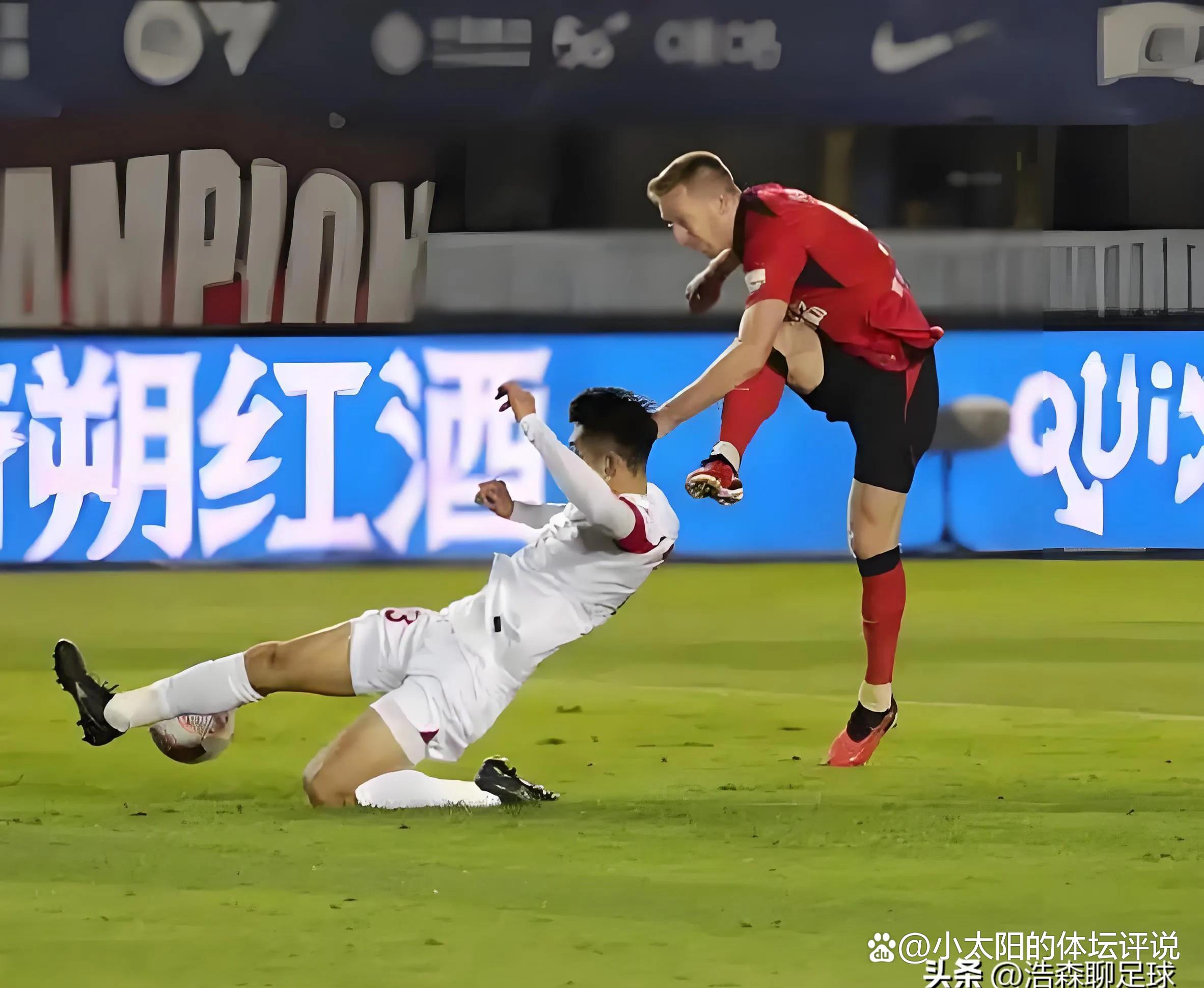 激烈角逐中不乏亮点，比赛看点十足