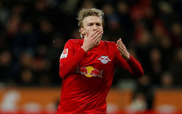 包含RB莱比锡攻势犀利，主场领先保持不败的词条