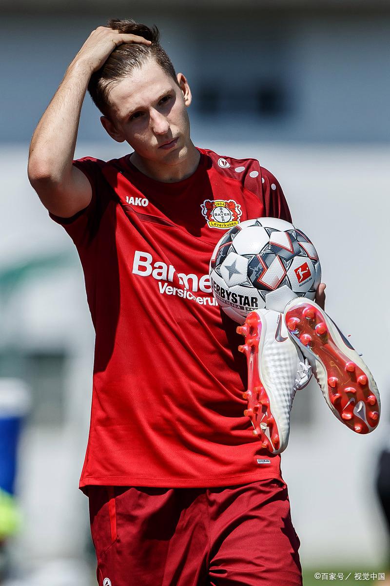 勒沃库森碾压德国，布鲁诺·费尔南德斯开启传奇时刻焦点之战季后赛，成为赛场最大亮点的简单介绍