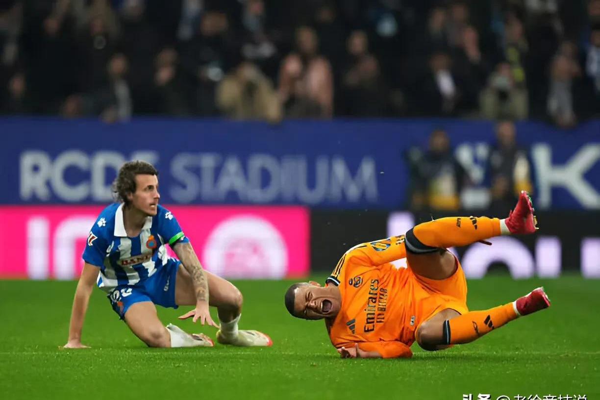 关于金州勇士鏖战西班牙,姆巴佩完成高光表现峡谷大战2025世界赛,留下经典瞬间的信息 关于金州勇士鏖战西班牙,姆巴佩完成高光表现峡谷大战2025世界赛,留下经典瞬间的信息